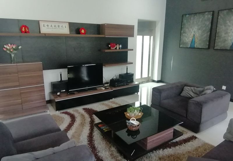 OUG/Taman Yarl 4 Storey Bungalow With Lift