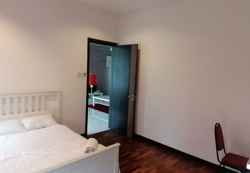 OUG/Taman Yarl 4 Storey Bungalow With Lift