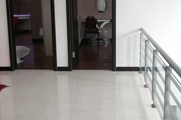 OUG/Taman Yarl 4 Storey Bungalow With Lift