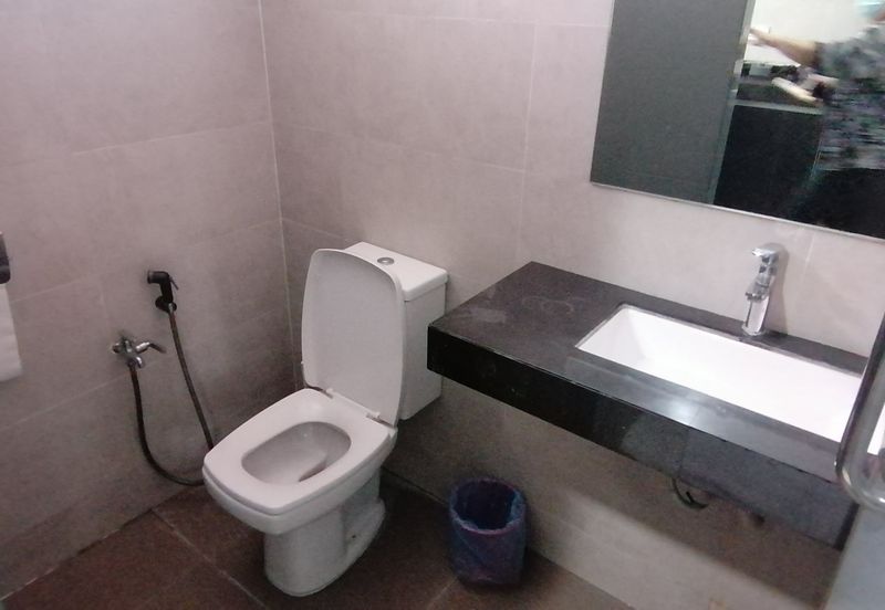 OUG/Taman Yarl 4 Storey Bungalow With Lift