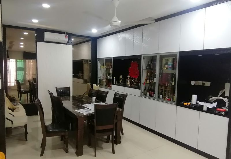 OUG/Puncak Jalil Gated Guarded 3 Storey Semi D