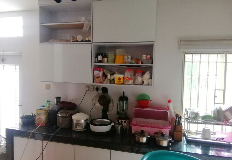 OUG/Puncak Jalil Gated Guarded 3 Storey Semi D