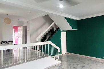 OUG Corner 2 Storey Terrace House For Rent