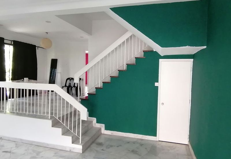 OUG Corner 2 Storey Terrace House For Rent