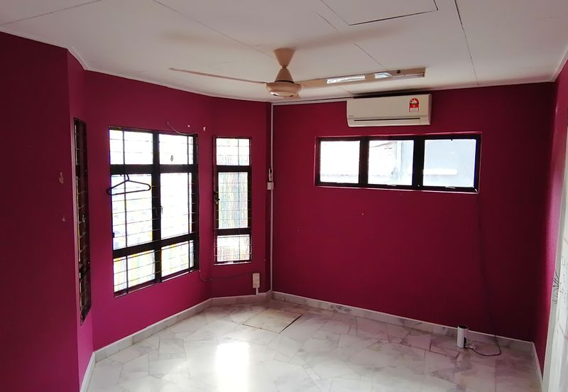 OUG Corner 2 Storey Terrace House For Rent