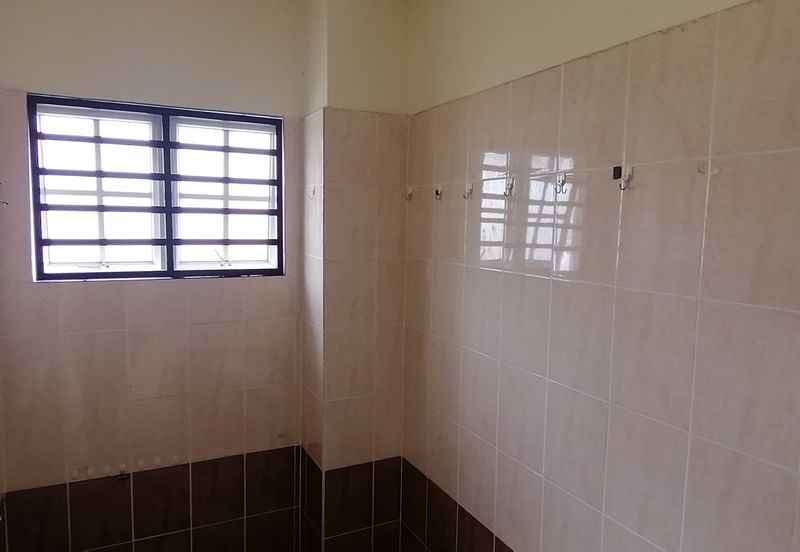 OUG/Sri Petaling Corner 2 Storey Semi D For Rent