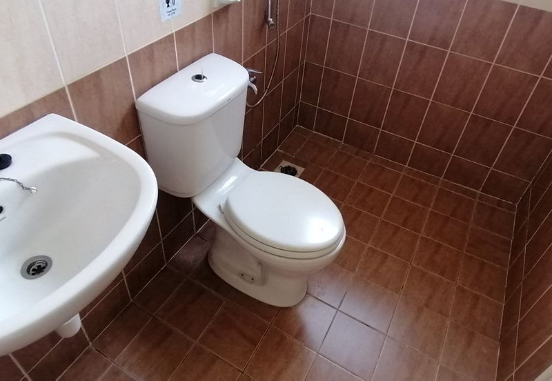 OUG/Sri Petaling Corner 2 Storey Semi D For Rent