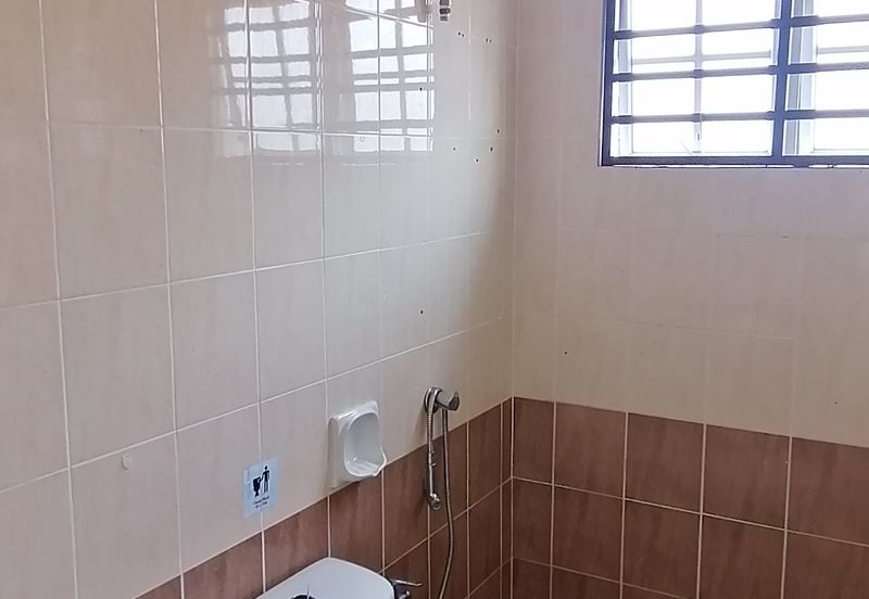 OUG/Sri Petaling Corner 2 Storey Semi D For Rent