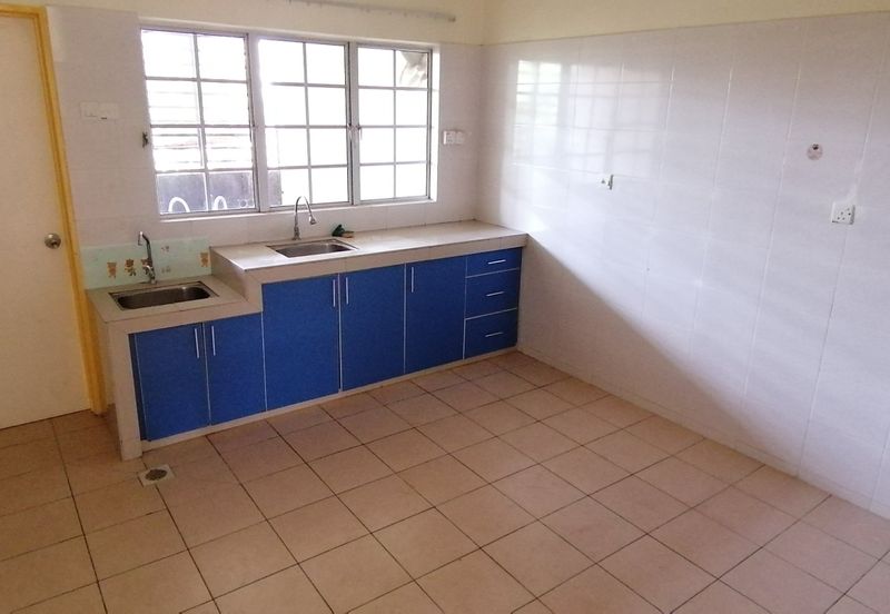 OUG/Sri Petaling Corner 2 Storey Semi D For Rent