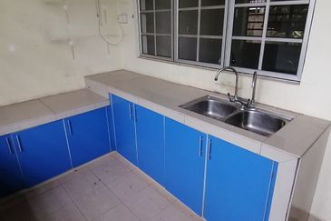 OUG/Sri Petaling Corner 2 Storey Semi D For Rent