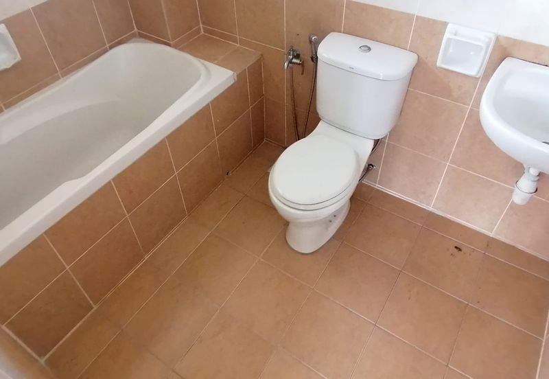 OUG/Sri Petaling Corner 2 Storey Semi D For Rent