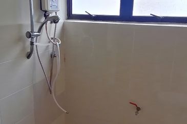 OUG/Taman United 2 Storey Bungalow For Rent