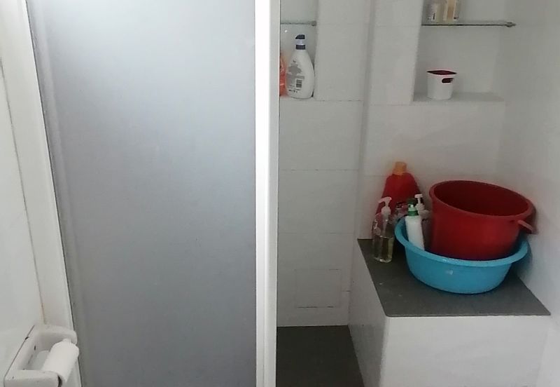 OUG/Happy Garden 1 Storey Semi D For Sale