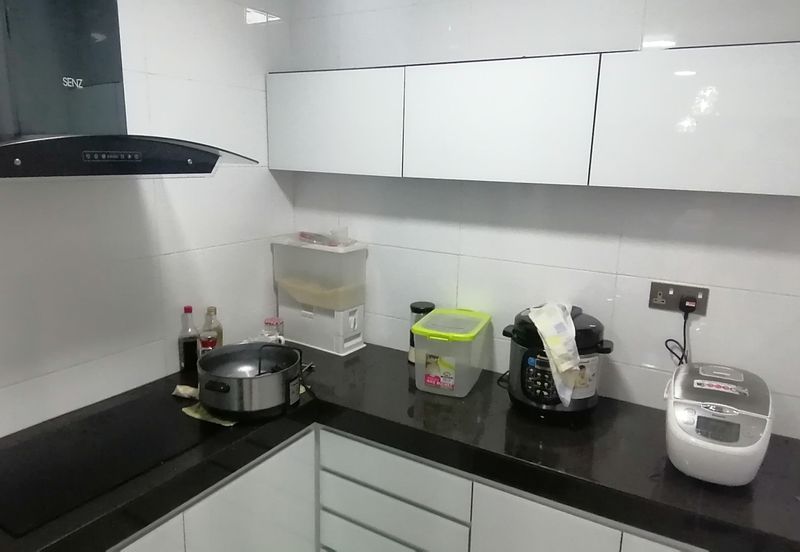 OUG/Happy Garden 1 Storey Semi D For Sale