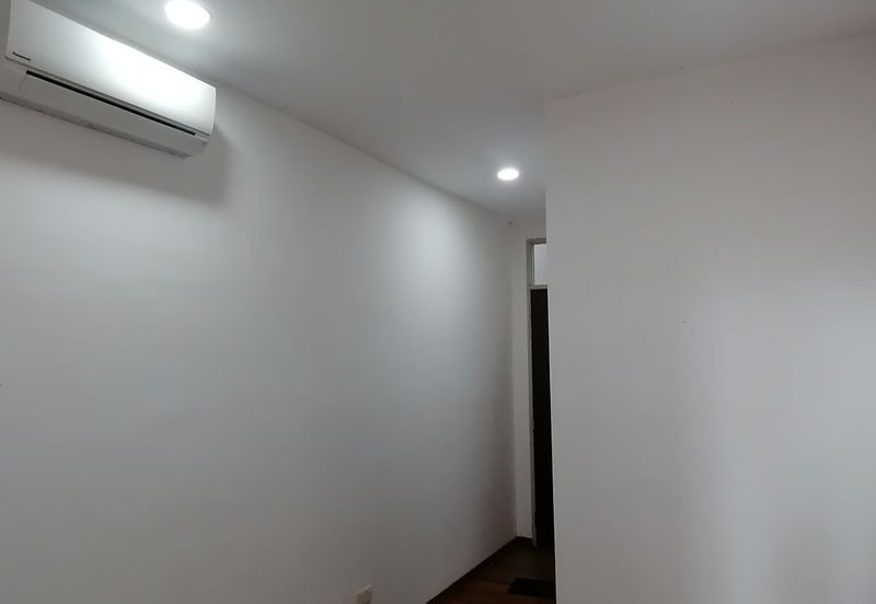 OUG/Happy Garden 4.5 Storey Gated Guarded House