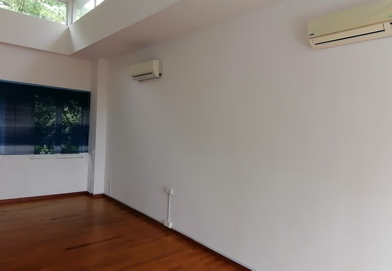 OUG/Happy Garden 4.5 Storey Gated Guarded House