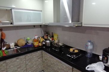 OUG/Taman Yarl 3 Storey Semi D Freehold For Sale