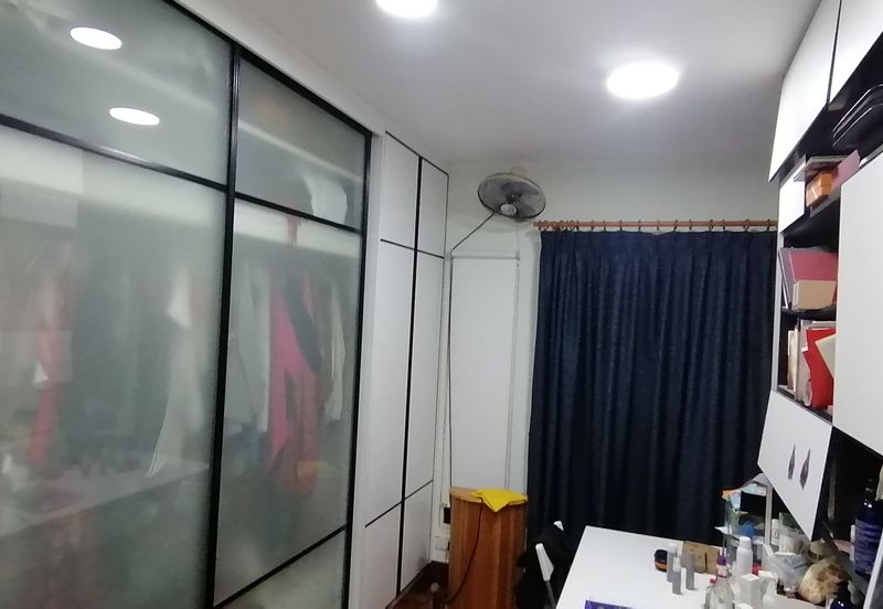 OUG/Taman Yarl 3 Storey Semi D Freehold For Sale