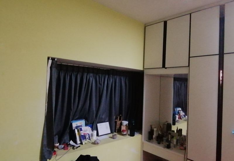 OUG/Taman Yarl 3 Storey Semi D Freehold For Sale