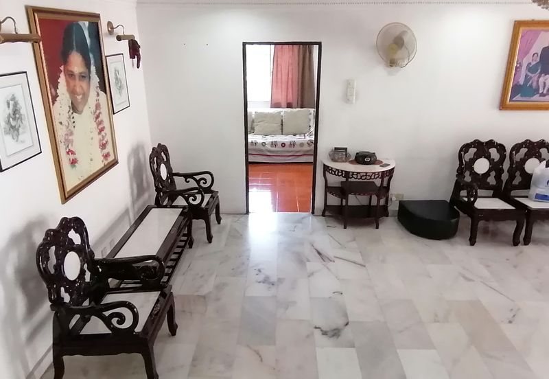 OUG/Taman United 2 Storey Corner Bungalow For Rent