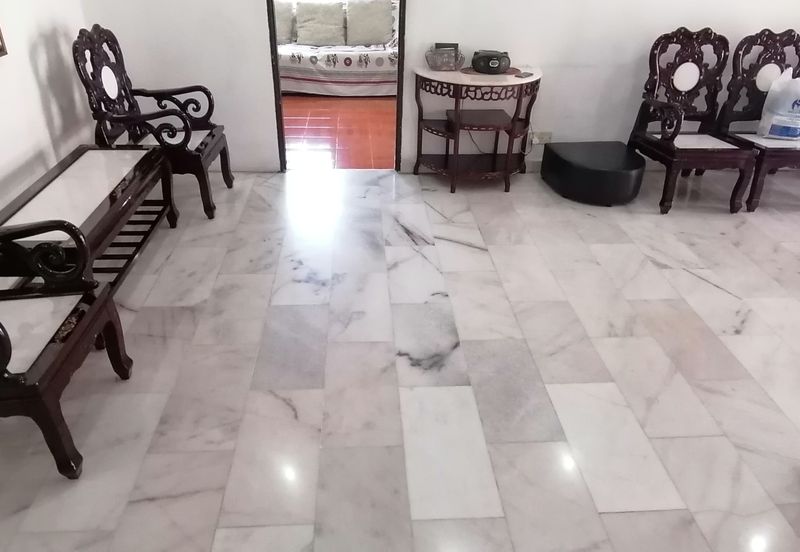 OUG/Taman United 2 Storey Corner Bungalow For Rent