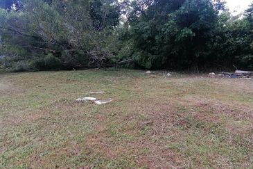 OUG/Taman Yarl Gated Guarded Bungalow Lot For Sale