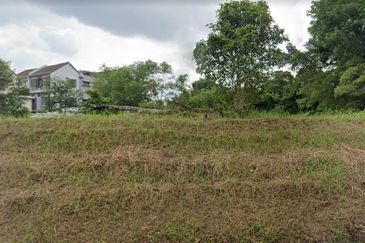 OUG/Taman Yarl Bungalow Lot For Sale