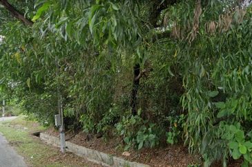 OUG/Taman Yarl Bungalow Lot For Sale