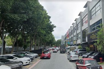 The Trillium @Lake Fields