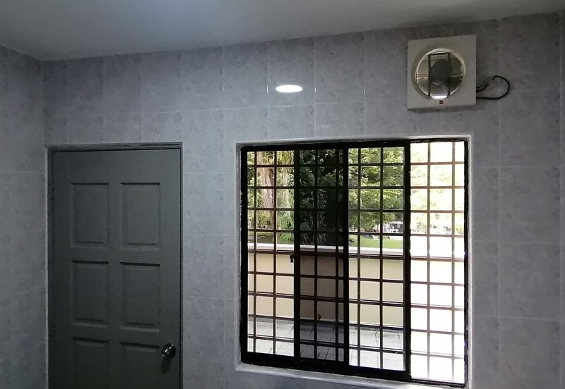 OUG/Happy Garden Corner 2 Storey Renovated Semi D