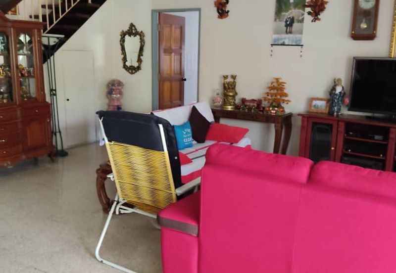 OUG/Taman United 2 Storey Bungalow For Rent