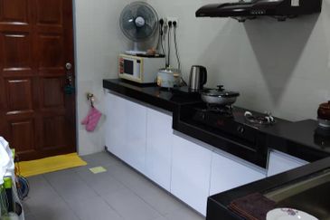 OUG/Taman United 2 Storey Bungalow For Rent
