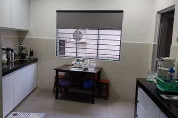 OUG/Taman United 2 Storey Bungalow For Rent