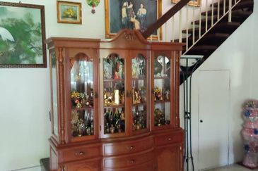 OUG/Taman United 2 Storey Bungalow For Rent