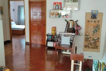 OUG/Taman United 2 Storey Bungalow For Rent