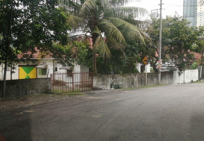 OUG/Jalan Klang Lama 2.5 Storey Corner Bungalow