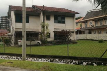 OUG/Jalan Klang Lama 2.5 Storey Corner Bungalow