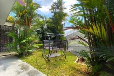 OUG/Taman United 3 Storey Renovated Bungalow