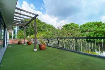 OUG/Taman United 3 Storey Renovated Bungalow