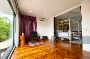 OUG/Taman United 3 Storey Renovated Bungalow