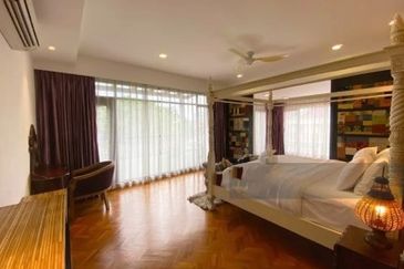 OUG/Taman United 3 Storey Renovated Bungalow