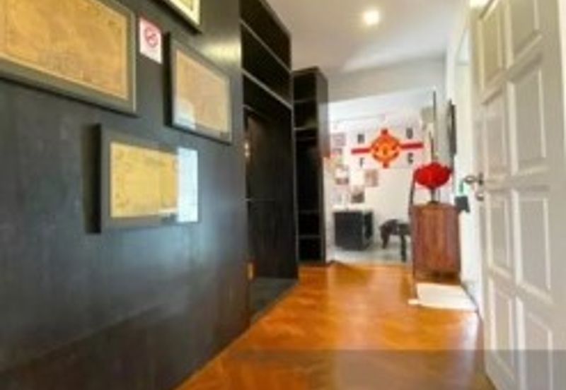 OUG/Taman United 3 Storey Renovated Bungalow