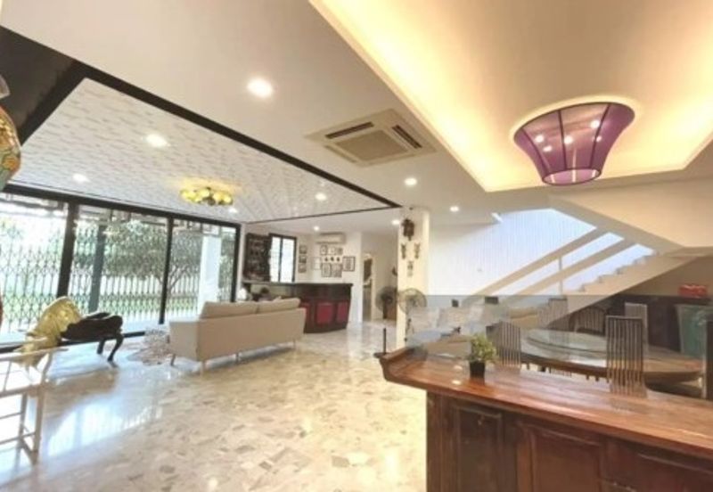 OUG/Taman United 3 Storey Renovated Bungalow