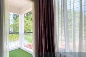 OUG/Taman United 3 Storey Renovated Bungalow