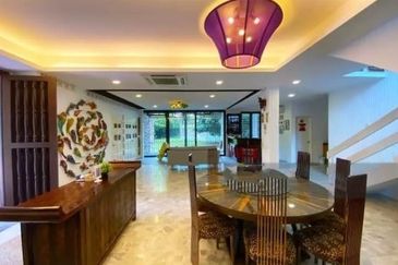 OUG/Taman United 3 Storey Renovated Bungalow