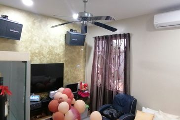 OUG/Taman Yarl 3 Storey Renovated Semi D For Sale