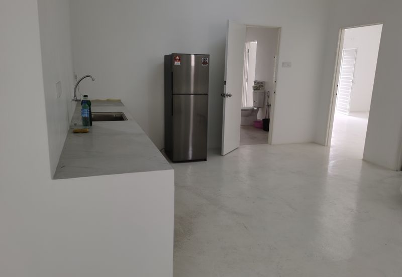 OUG 2 Storey Terrace Corner For Rent