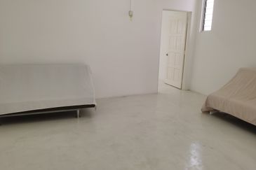 OUG 2 Storey Terrace Corner For Rent