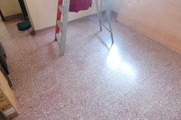 OUG/Happy Garden Corner 2 Storey Semi D For Rent