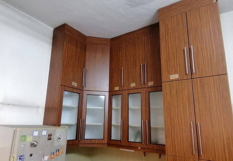 OUG/Happy Garden Corner 2 Storey Semi D For Rent